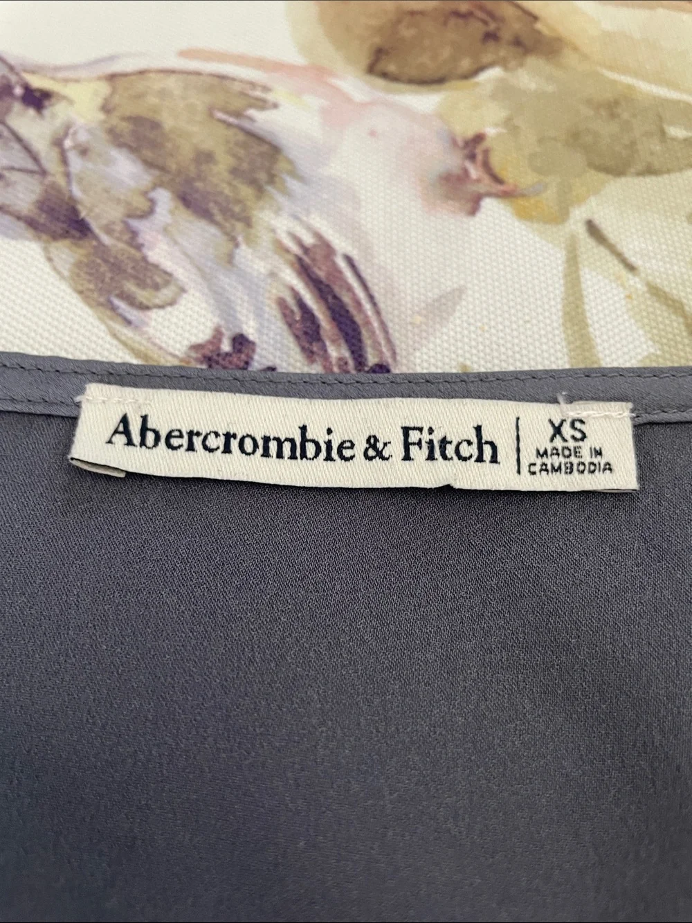 Abercrombie & Fitch silky blouse